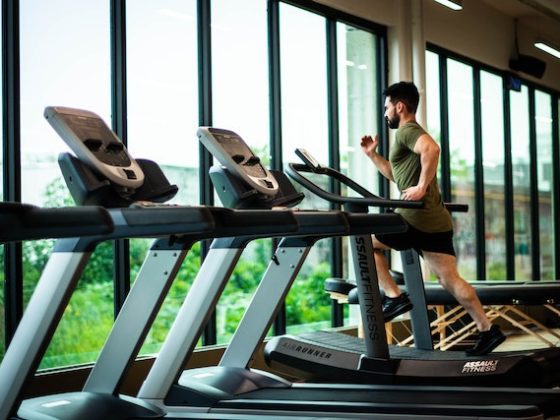 Man running in the gym